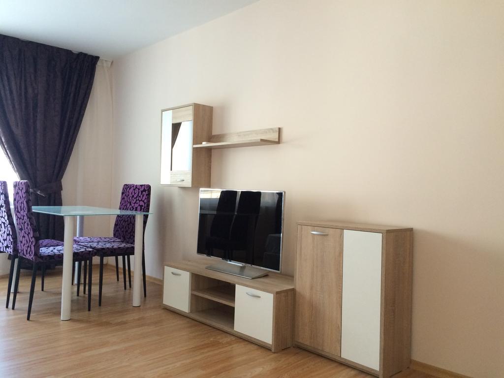 Beach Aparthotel Salt Lake Pomorie Exteriör bild