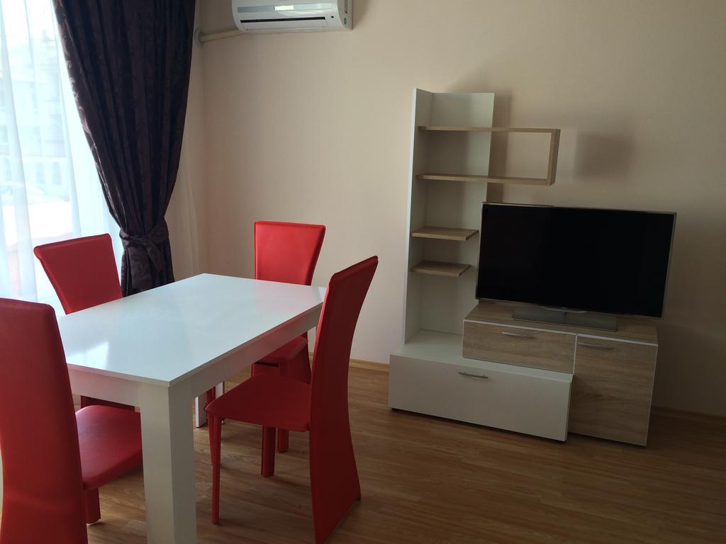 Beach Aparthotel Salt Lake Pomorie Exteriör bild