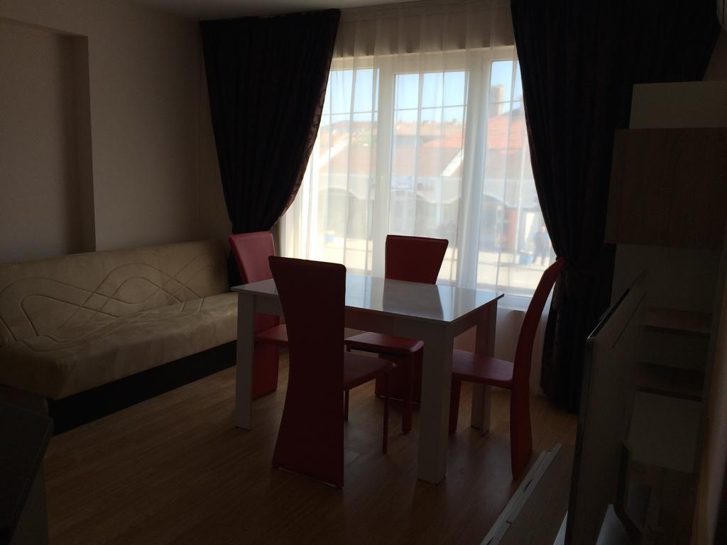 Beach Aparthotel Salt Lake Pomorie Exteriör bild